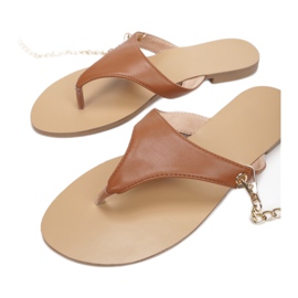 Vices Svěráky 77-251-68-velbloud hnědý 1 Vices Svěráky 77-251-68-velbloud hnědý 1