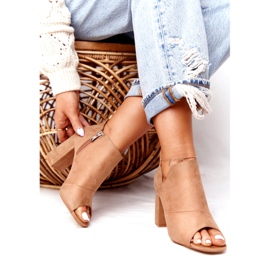 Jarní semišové boty na sloupku Vinceza 21-17095 béžové béžový 2