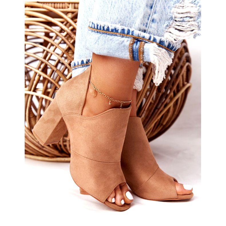 Jarní semišové boty na sloupku Vinceza 21-17095 béžové béžový 3