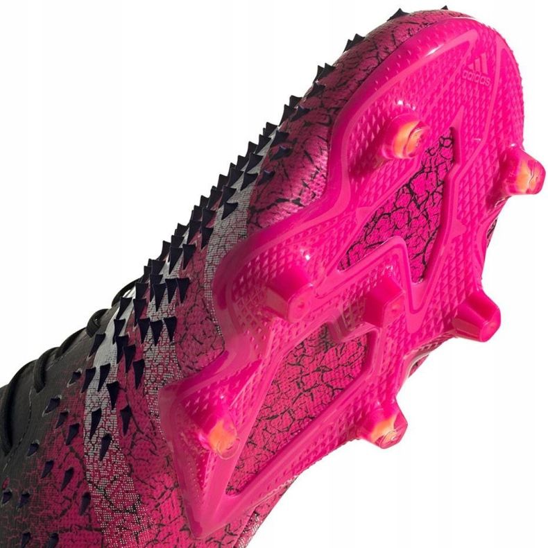 Kopačky Adidas Predator Freak.1 L Fg M FW7244 bílá, černá, růžová černý 2