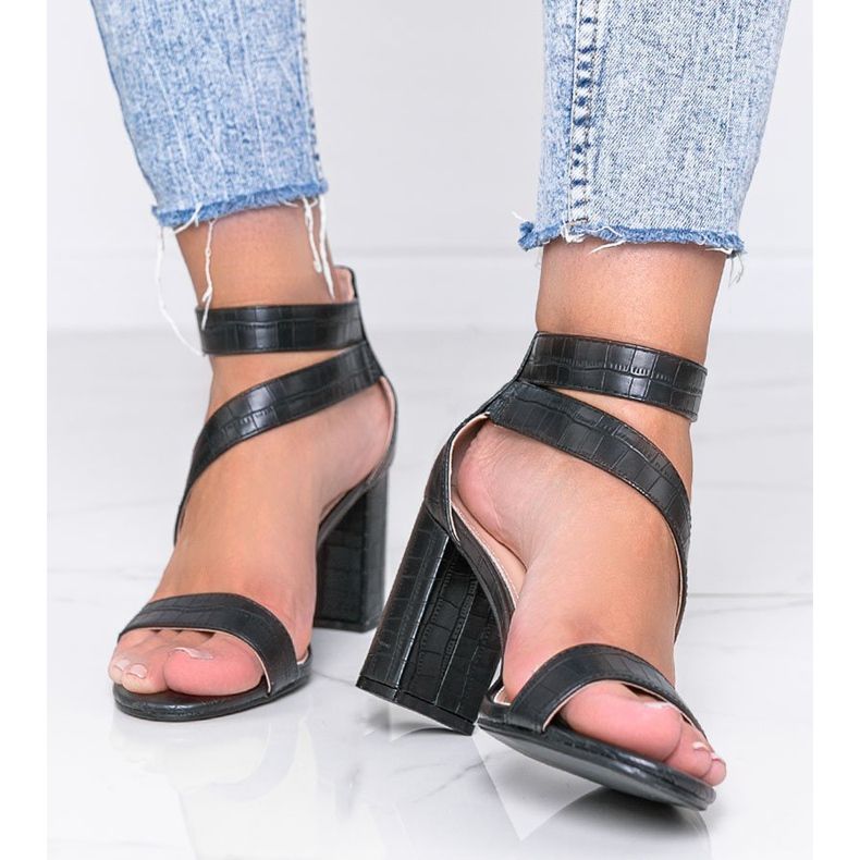 Černé sandály na postu Silver Dust černý 1