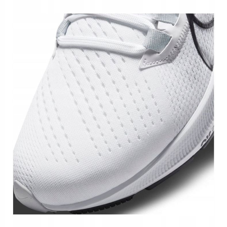 Běžecké boty Nike Air Zoom Pegasus 38 M CW7356-100 bílý 1