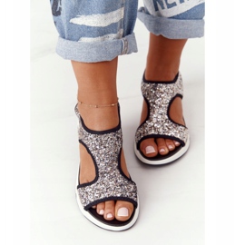 S.Barski Stříbrné nazouvací sandály se Zoey Brocade černá 1