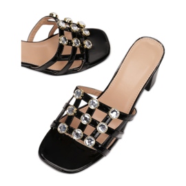 Vices Svěráky YU070-38-černé černá 1