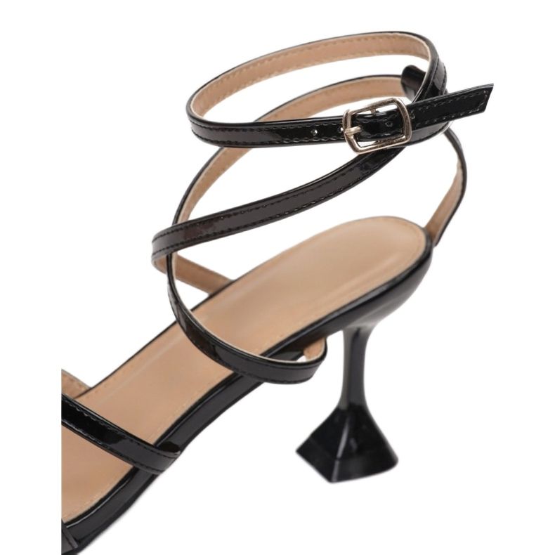 Vices Svěráky TINA41-38-černé černá 1