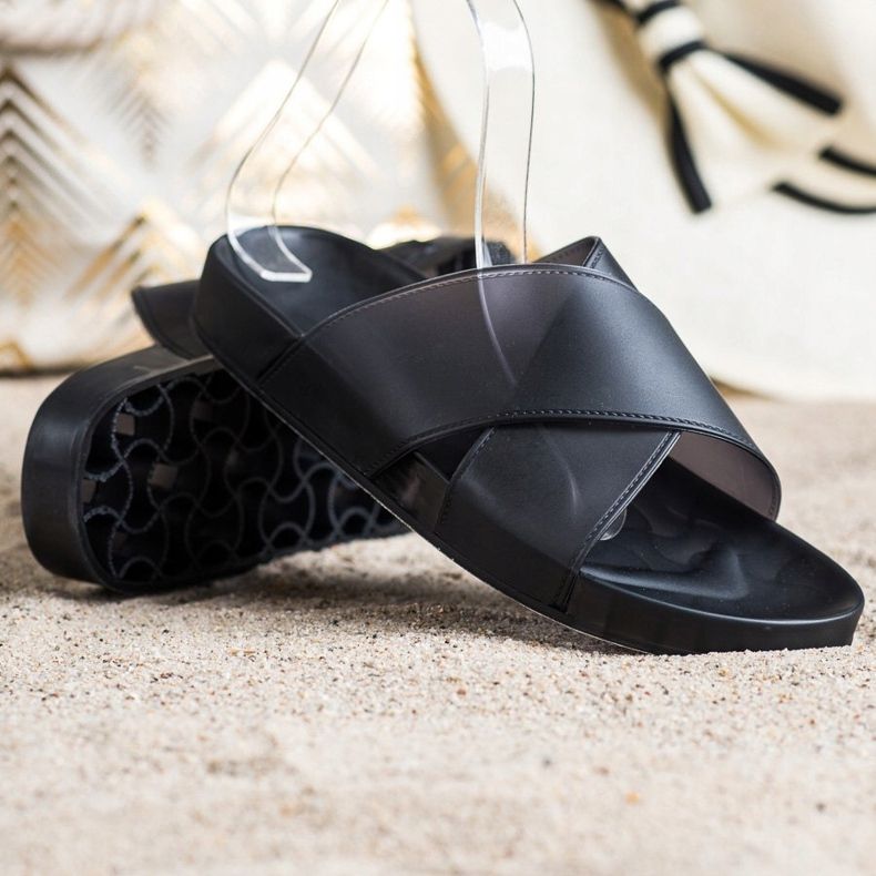 SHELOVET Módní gumové pantofle černá 1