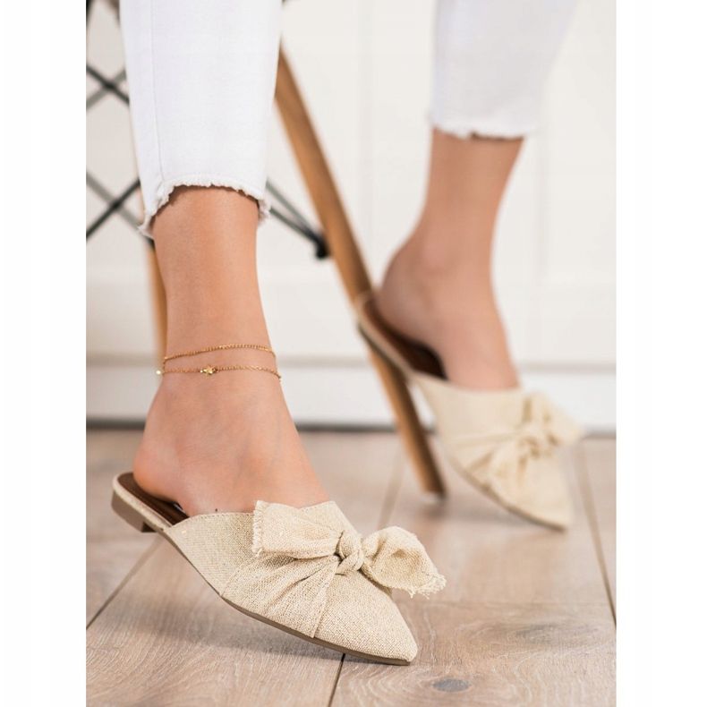 SHELOVET Elegantní pantofle ve Spitzu béžový 1