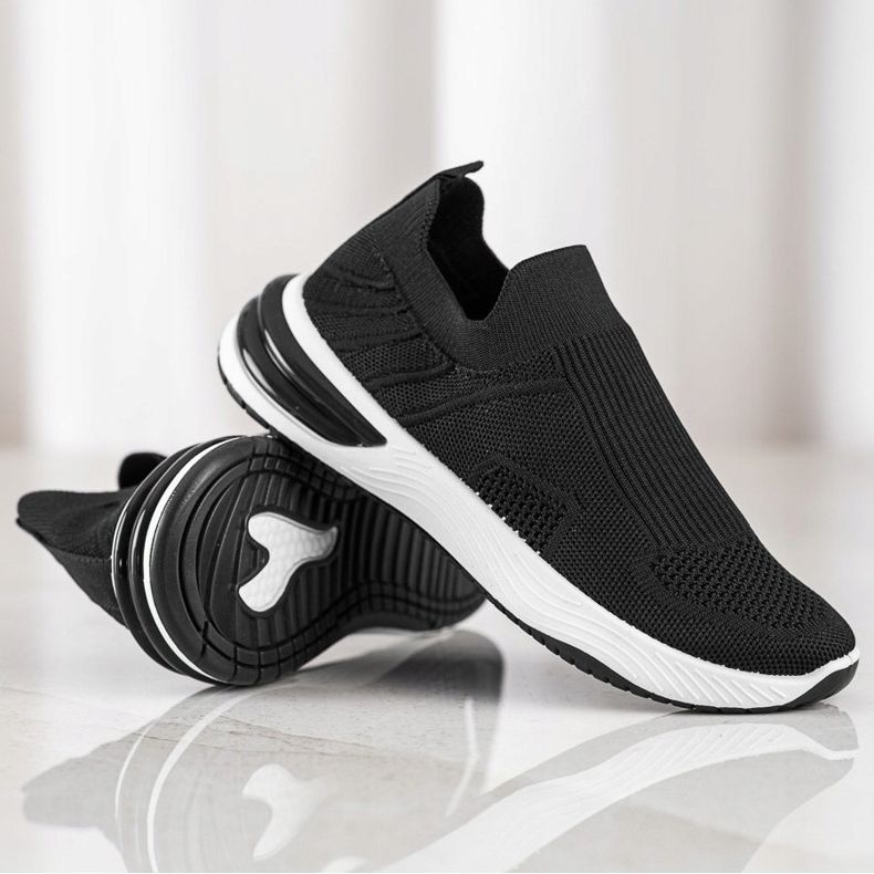 SHELOVET Prolamované nazouvací tenisky černá 1