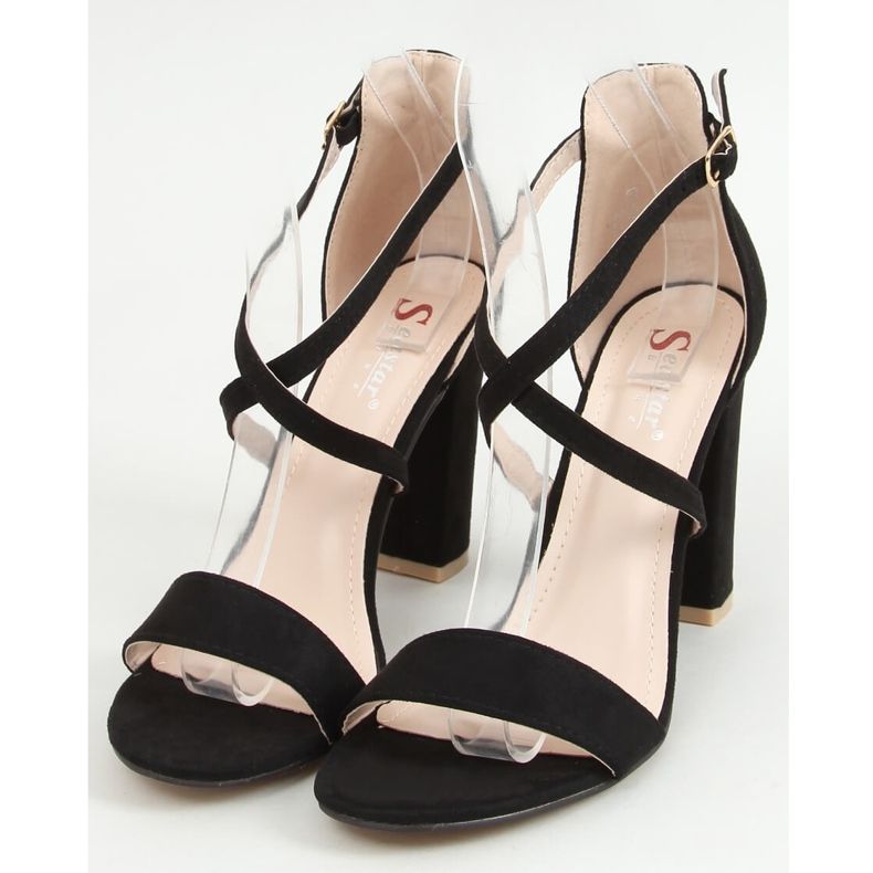 Černé sandály na sloupku GG-88P Black černý 1
