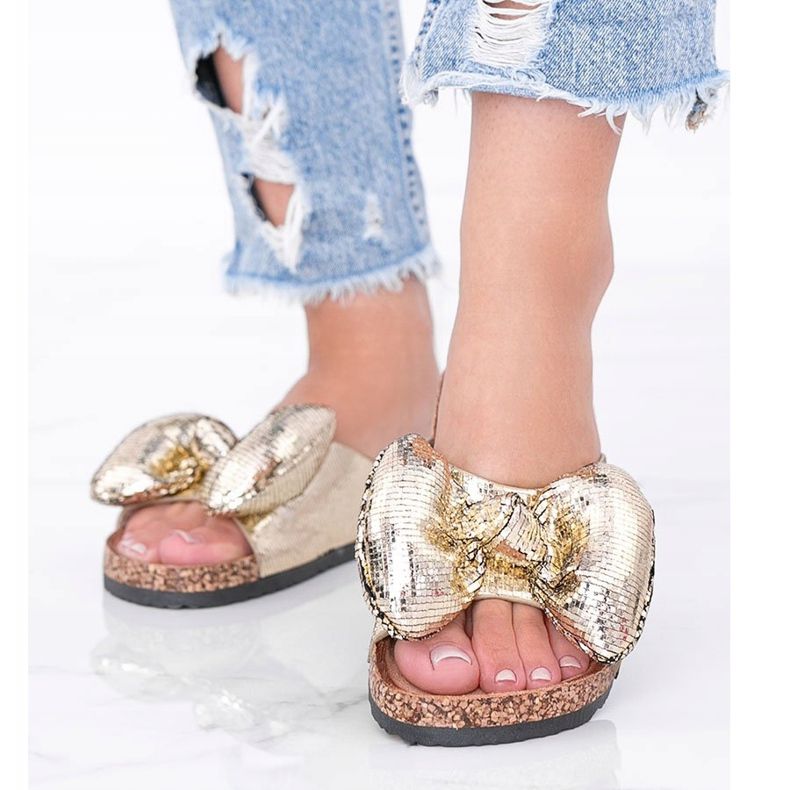 Zlaté pantofle s mašlí Norris zlatý 1