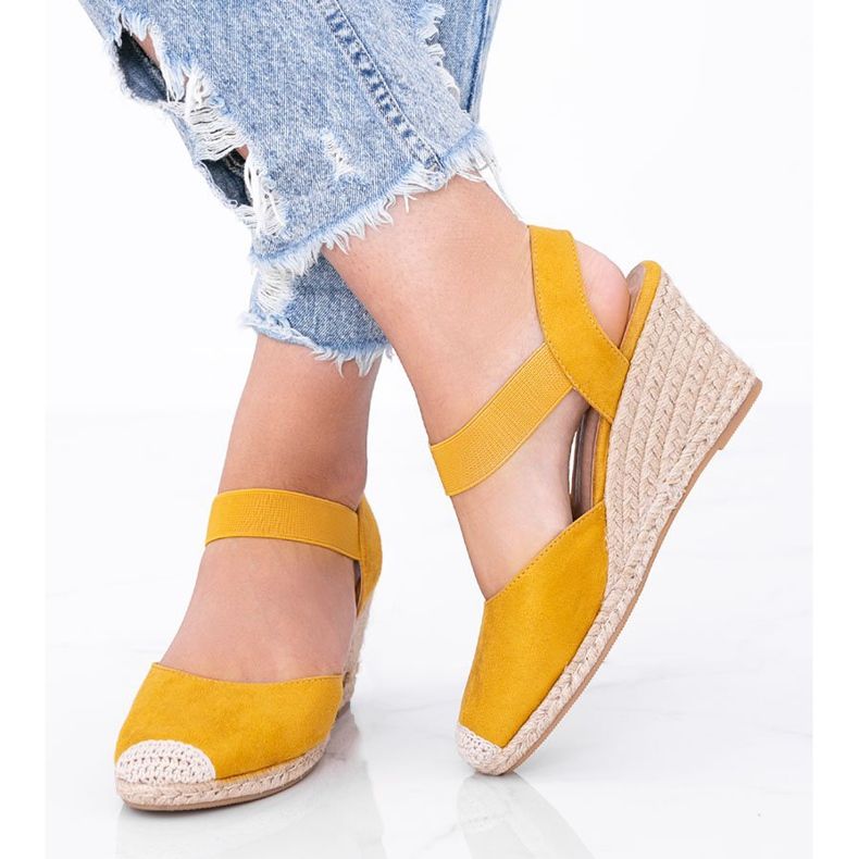 Žluté espadrilky na Louise klín žluť 1