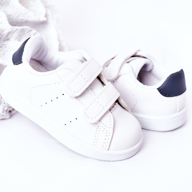 Dětské bílé a tmavě modré kalifornské tenisky se suchým zipem bílý 1