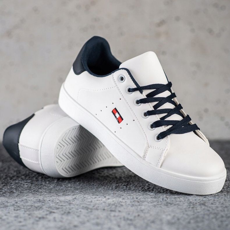 SHELOVET Neformální tenisky s eko kůží bílý 1