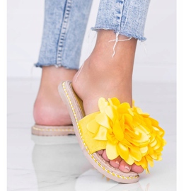 Žluté dámské žabky žlutá 1