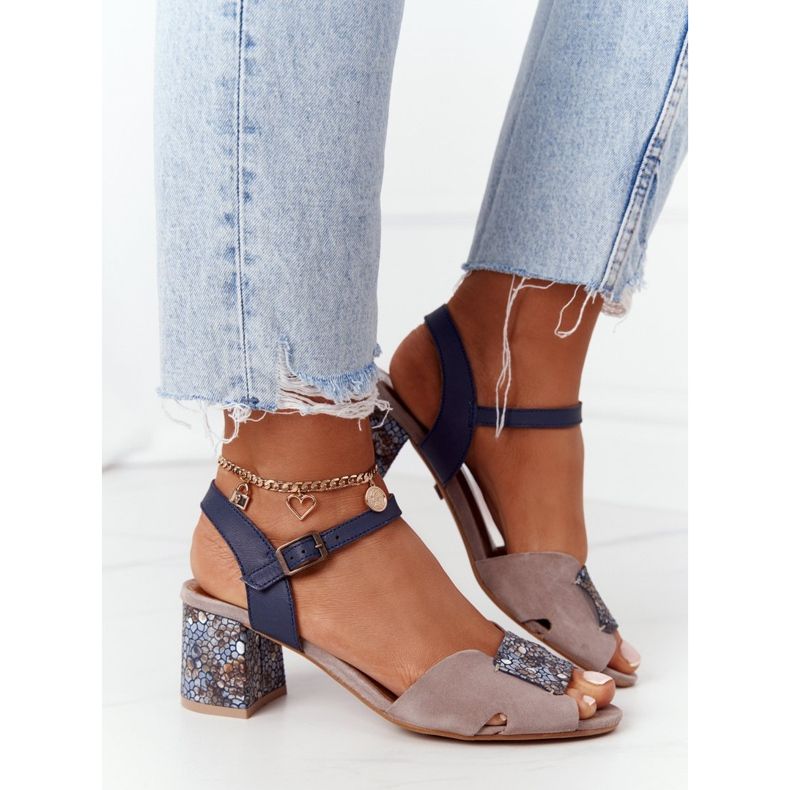 Kožené sandály na vysokém podpatku Maciejka 04120-43 Beige-Navy Blue béžový námořnická modř 2