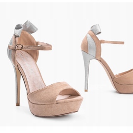 Béžové sandály na špendlíku Mistery béžový 1