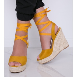 Hořčičné espadrilky na Jessieho klínu žluť 1