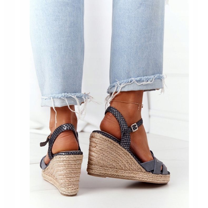 Kožené sandály na klínu Big Star HH274378 Silver stříbrný šedá 2