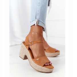 Big Star Sandály na vysokém podpatku s opletenou velkou hvězdou HH274394 Camel hnědý 1