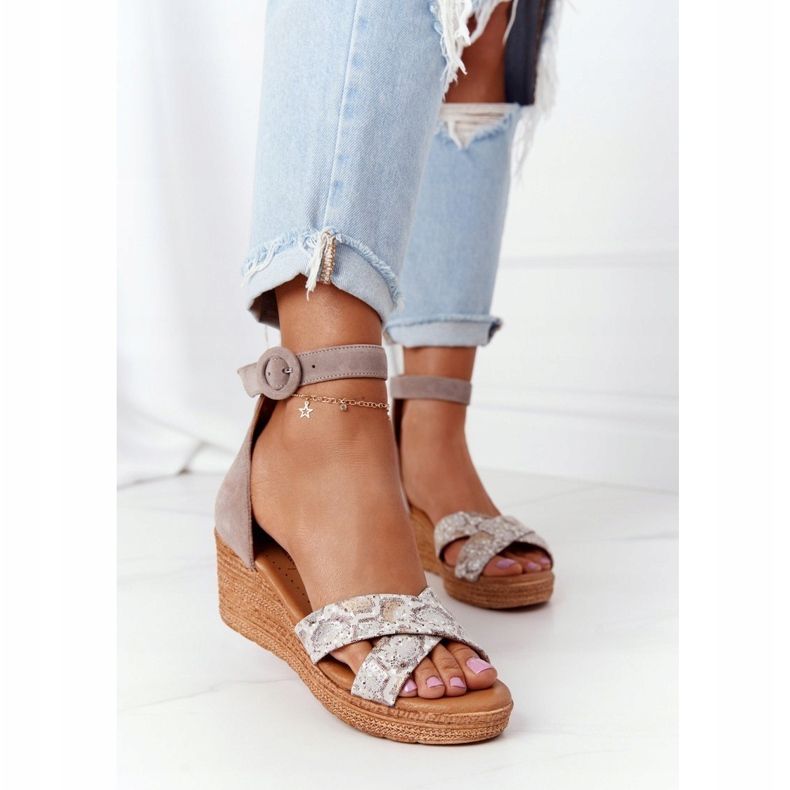 Semišové klínové sandály Maciejka 04565-04 béžovo-zlaté béžový 1