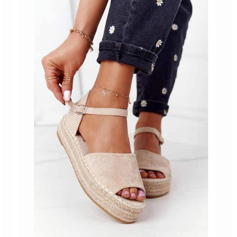 Béžové sandály Megara na spletené platformě béžový 2