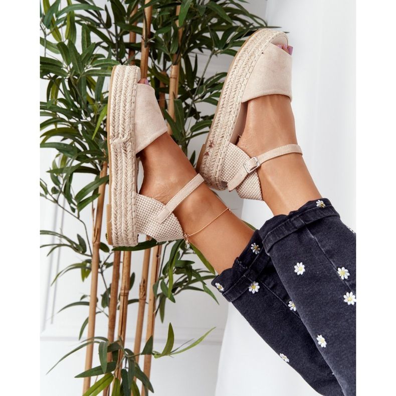 Béžové sandály Megara na spletené platformě béžový 1