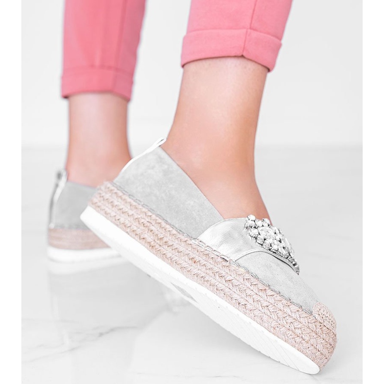 Šedé espadrilky s kameny Cher stříbro šedá 1