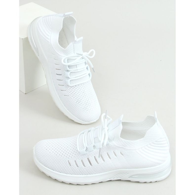 Bílé sportovní ponožky JHY90820 White bílý 1