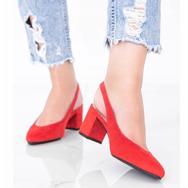 Červené lodičky na postu Petty červený 1