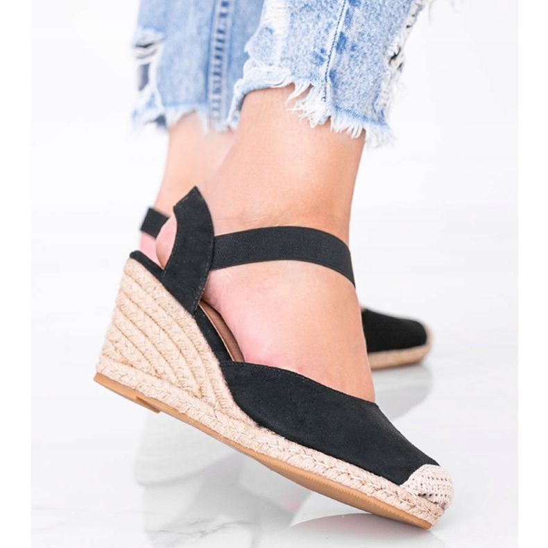 Černé espadrilky na klínku Louise černý 2