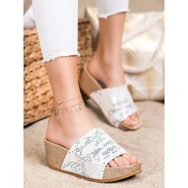 Bona Bílé klínové pantofle bílý 1