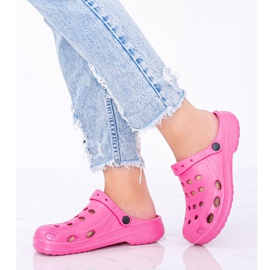 Růžové dámské háčkované pantofle Karolinos růžový 1