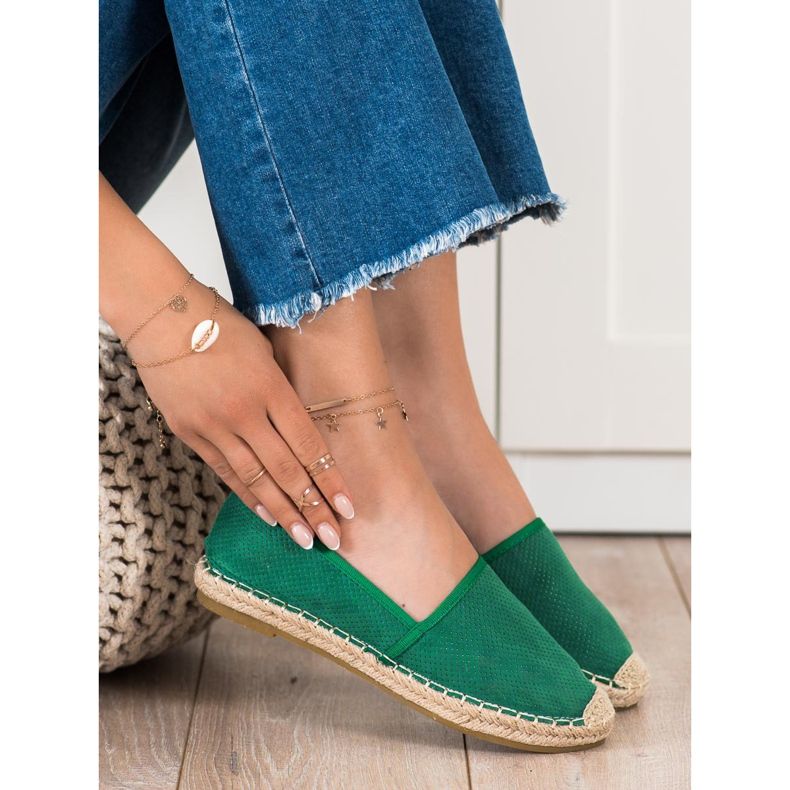 SHELOVET Zelené prolamované espadrilky zelený 1