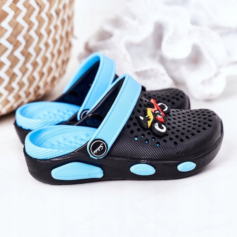 Dětské pěnové pantofle Kroks Black-Blue Oliver černý modrý 1