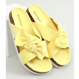 Žluté korkové pantofle 7853 Žluté žlutá 1