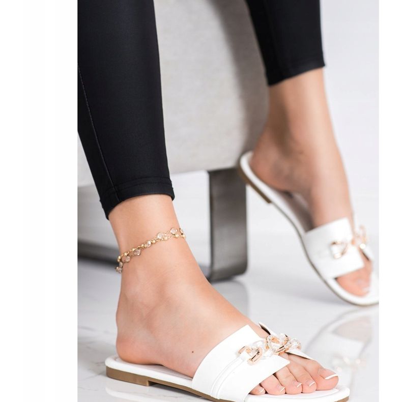 Renda Elegantní pantofle s ozdobou bílý 1