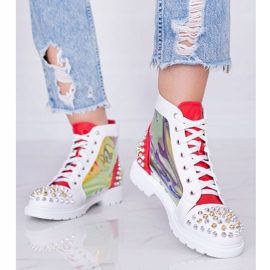 Bílé a červené průhledné boty s cvočky Lea bílý 1 Bílé a červené průhledné boty s cvočky Lea bílý 1