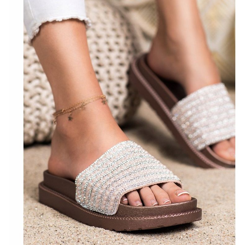 SHELOVET Pantofle na platformě s krychlovým zirkonem béžový zlatý 2