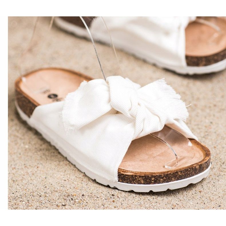 Forever Folie Pohodlné textilní pantofle bílý 2