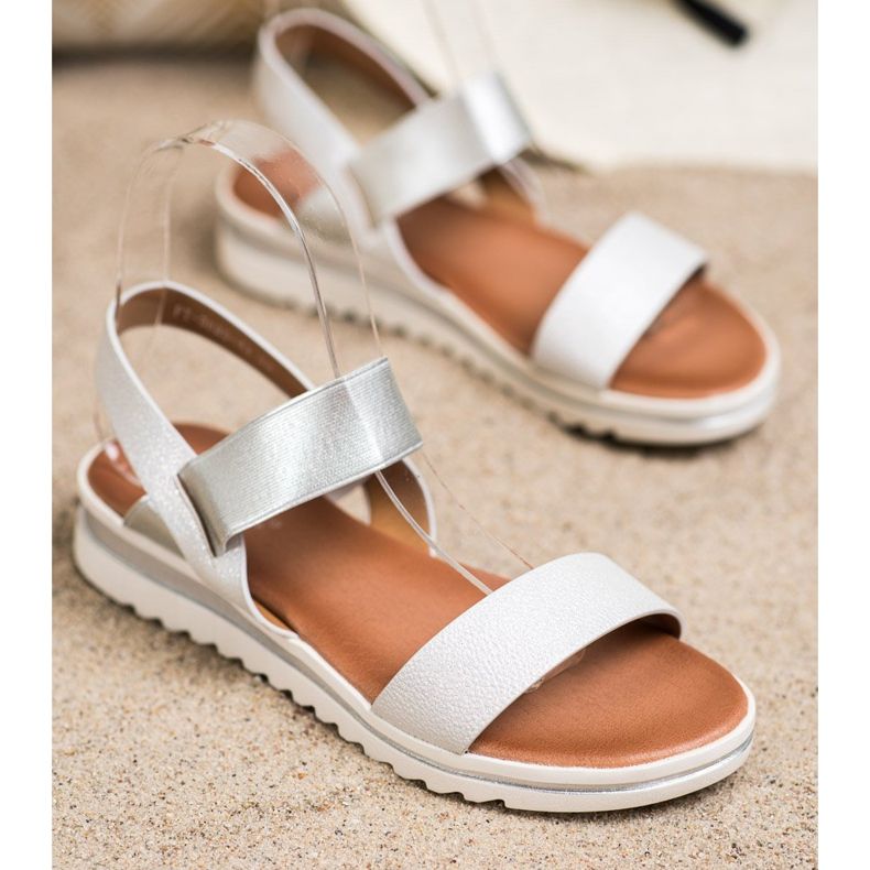 Best Shoes Módní nazouvací sandály stříbrný 2