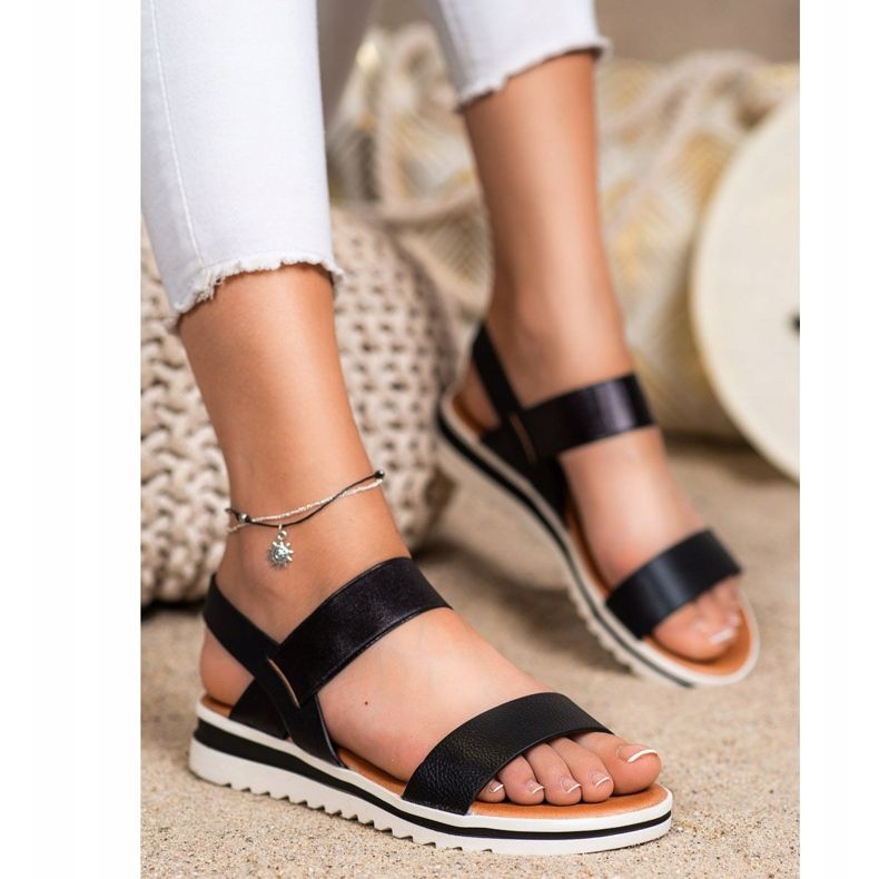 Best Shoes Módní nazouvací sandály černá 2