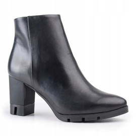 Marco Shoes Odvážné kozačky z přírodní lícové kůže na tlustém podpatku černý 1