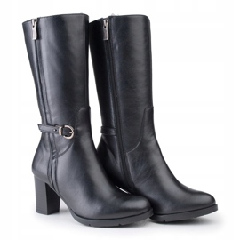 Marco Shoes Klasické boty z černé kůže nappa s dalšími přezkami a popruhy černá 1