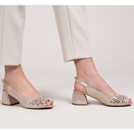 Marco Shoes Béžové a zlaté sandály ze semiše s perforací béžový 1