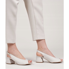 Marco Shoes Bílé kožené sandály 1573P se stabilním podpatkem bílý 1