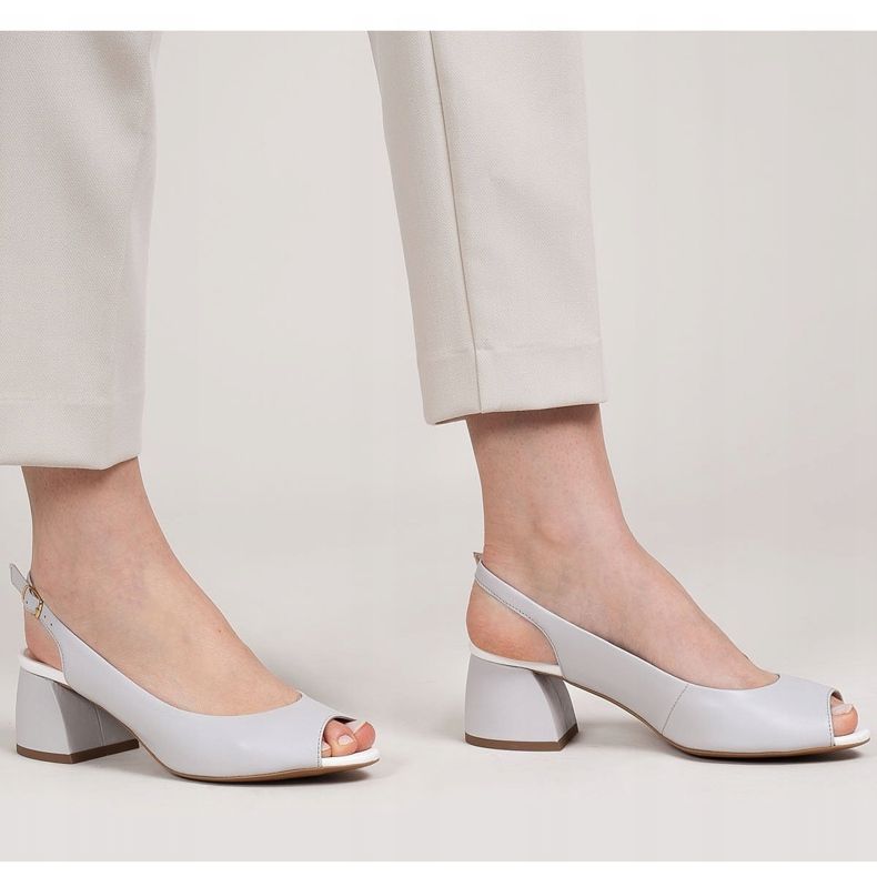 Marco Shoes Šedé kožené sandály 1506P se stabilním podpatkem šedá 1