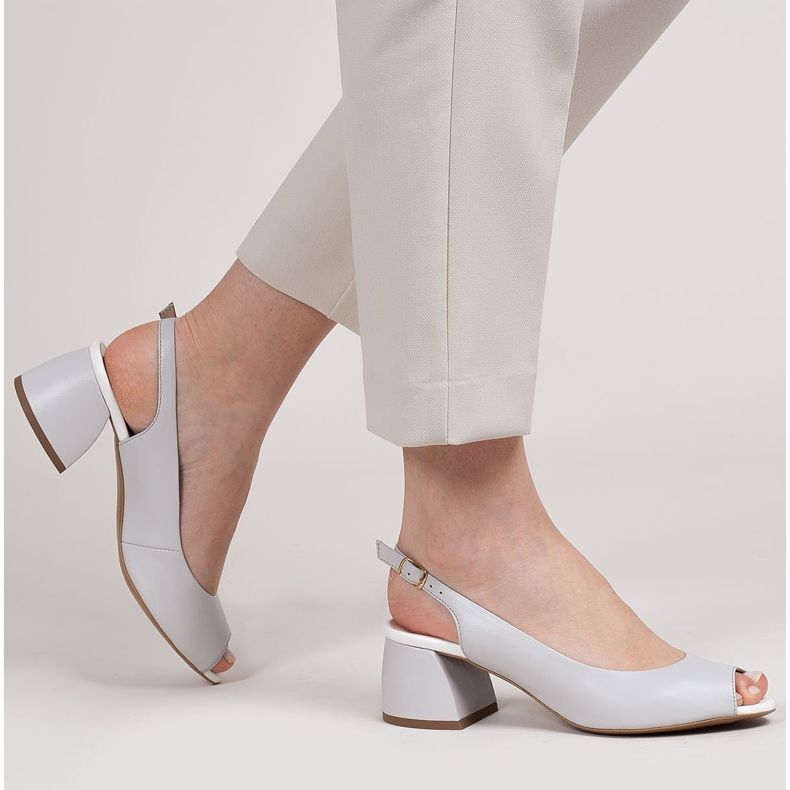 Marco Shoes Šedé kožené sandály 1506P se stabilním podpatkem šedá 2