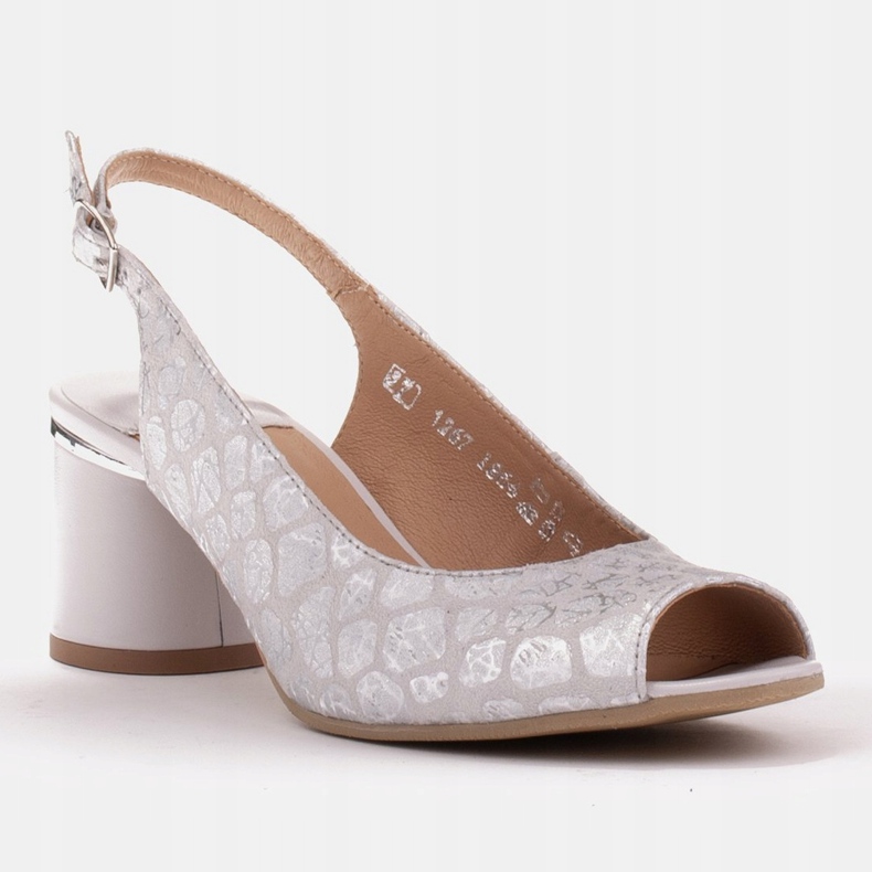 Marco Shoes Elegantní dámské sandály s metalickým akcentem stříbro 1