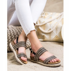 SHELOVET Pohodlné sandály s přezkou hnědý černá 1