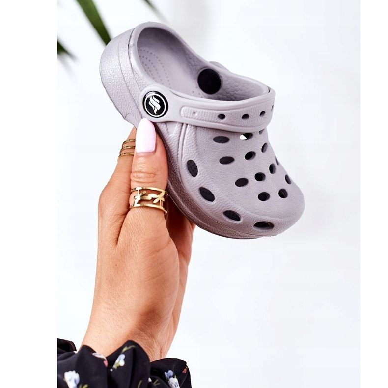 Dětské pantofle Foam Kroks Grey Lucas šedá 2